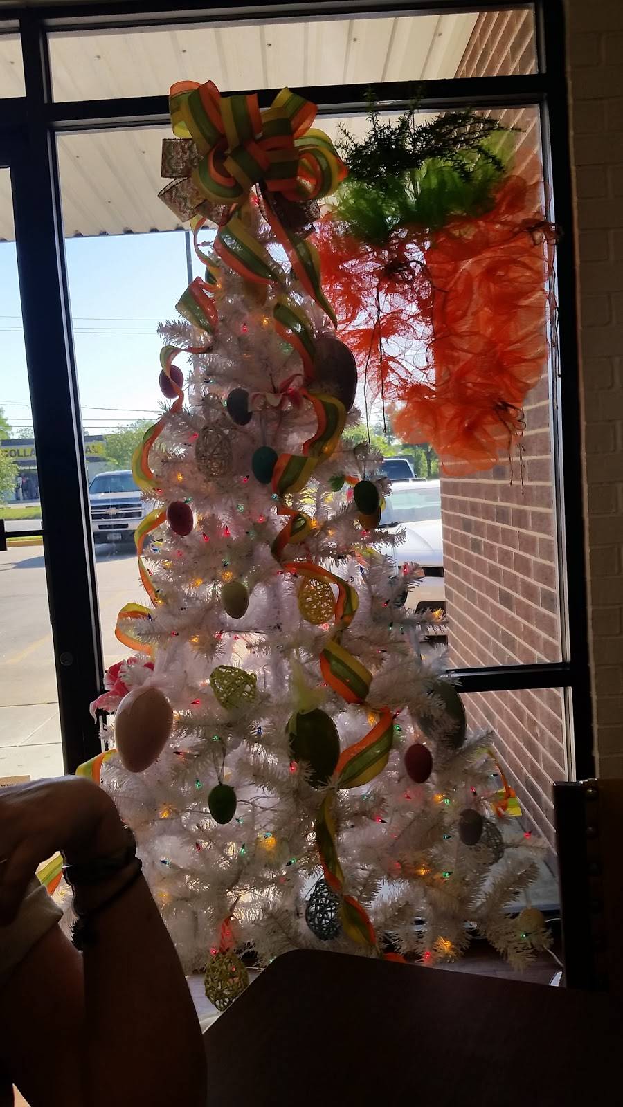 Tonys Family Restaurant | restaurant | 1629 Meyer St, Sealy, TX 77474, USA | 9798854140 OR +1 979-885-4140