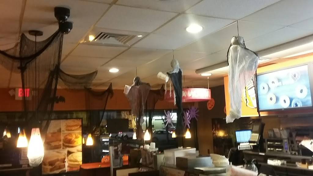 Dunkin | bakery | 2609 N Dixie Hwy Bay #5, Wilton Manors, FL 33305, USA | 9545614171 OR +1 954-561-4171