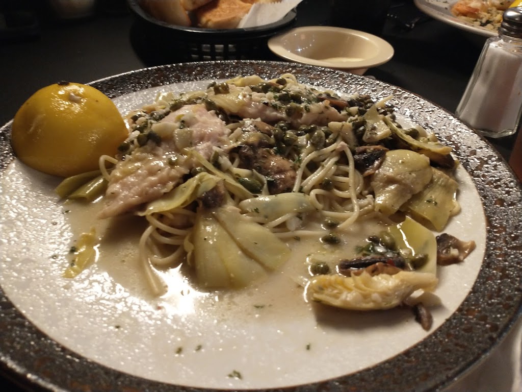 Napolis Italian Restaurant | restaurant | 2204 E Kansas Ave #5, Garden City, KS 67846, USA | 6202711490 OR +1 620-271-1490