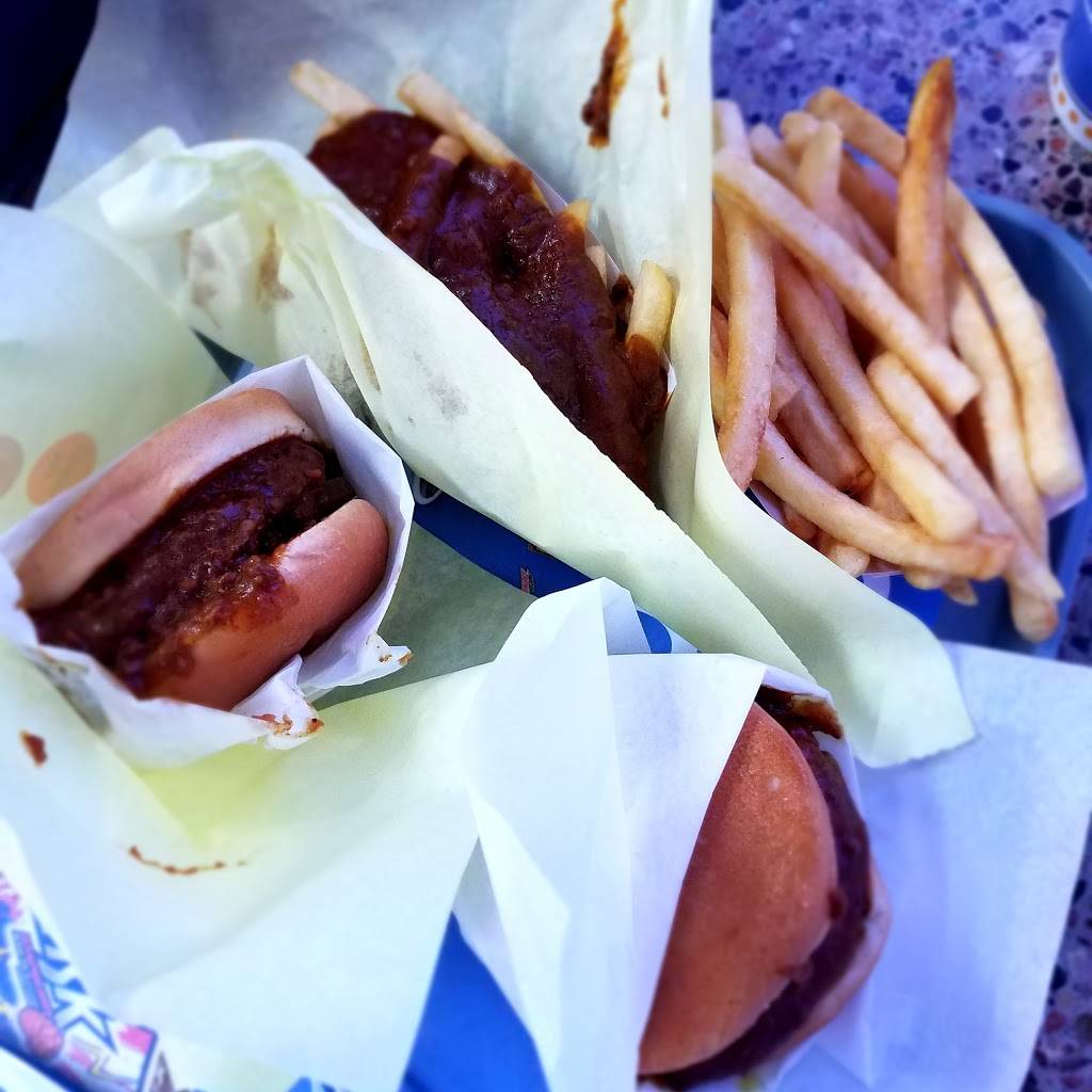 Original Tommys | restaurant | 28116 The Old Rd, Valencia, CA 91355, USA | 6612572381 OR +1 661-257-2381