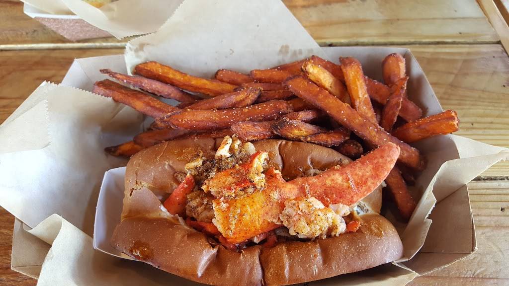 LETS SEA Bag n Roll | restaurant | 17901 Pioneer Blvd, Artesia, CA 90701, USA | 5624020999 OR +1 562-402-0999