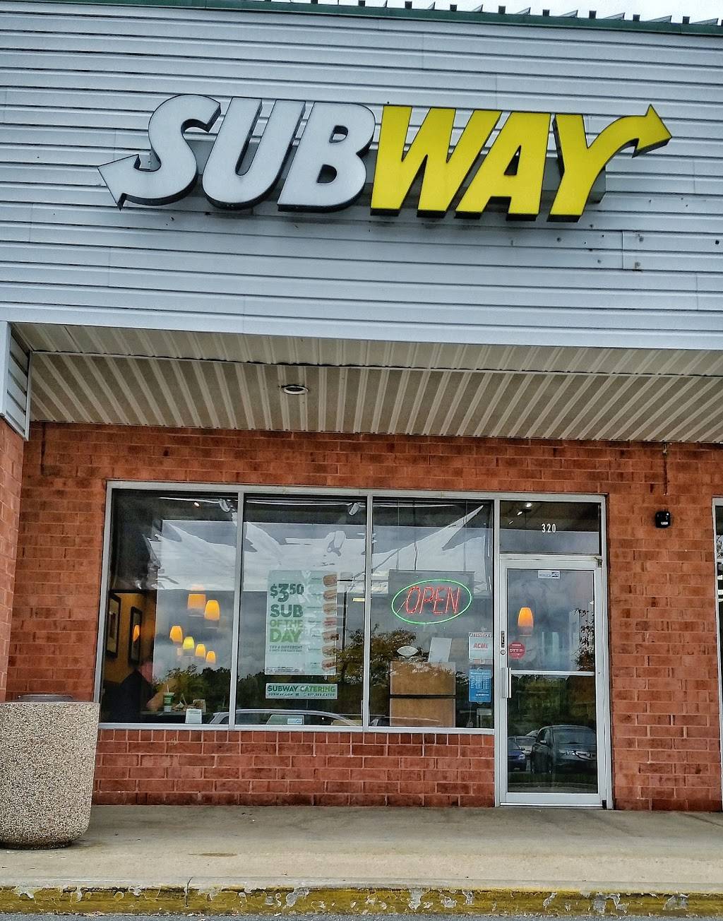 Subway | restaurant | 320 Suburban Dr, Newark, DE 19711, USA | 3025335301 OR +1 302-533-5301