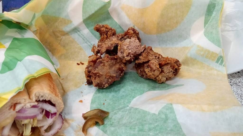 Chesters Chicken | restaurant | 145 Major Grahams Rd, Max Meadows, VA 24360, USA | 2766373124 OR +1 276-637-3124