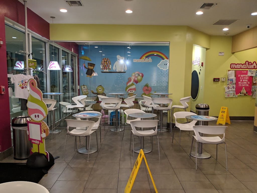 Menchies Frozen Yogurt | bakery | 7309 Miami Lakes Dr, Miami Lakes, FL 33014, USA | 3055575755 OR +1 305-557-5755