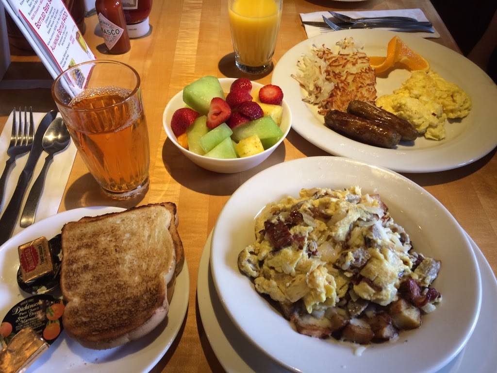 Crazy Horse Restaurant | restaurant | 1425 Munras Ave, Monterey, CA 93940, USA | 8316494771 OR +1 831-649-4771