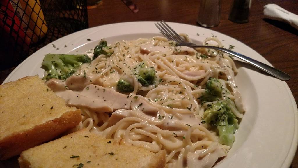 Rays Pub & Grub | restaurant | 8353 County Rd 9, Cape Vincent, NY 13618, USA | 3155014167 OR +1 315-501-4167