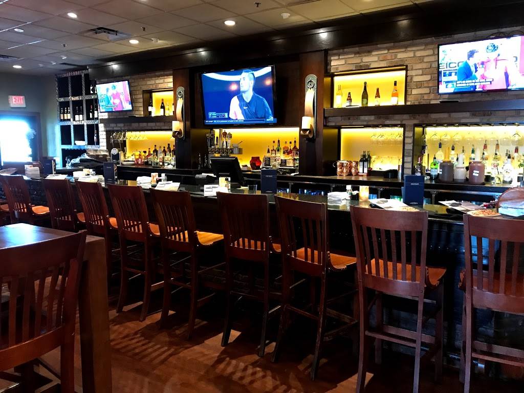 Carrabbas Italian Grill | restaurant | 6560 Strip Ave NW, Canton, OH 44720, USA | 3309662426 OR +1 330-966-2426