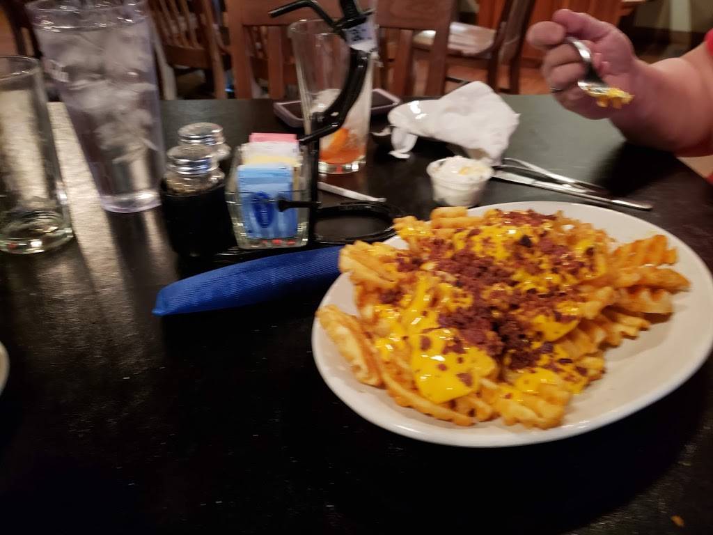 Hoof & Horn Steak House | restaurant | 429 Illinois Ave, St Joseph, MO 64504, USA | 8162380742 OR +1 816-238-0742