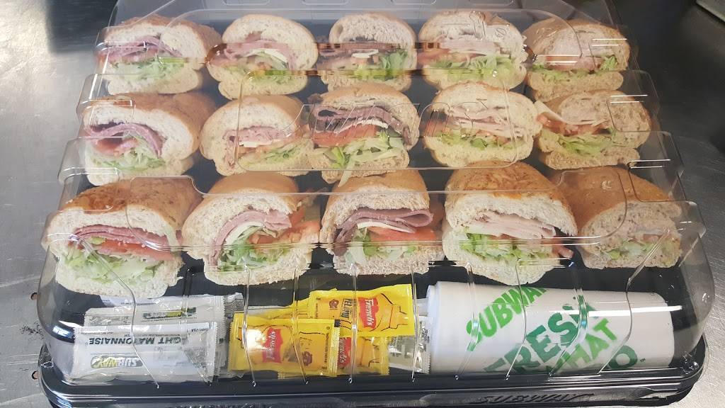Subway Restaurants | restaurant | 200 Aldine Bender Rd, Houston, TX 77060, USA | 2814481144 OR +1 281-448-1144