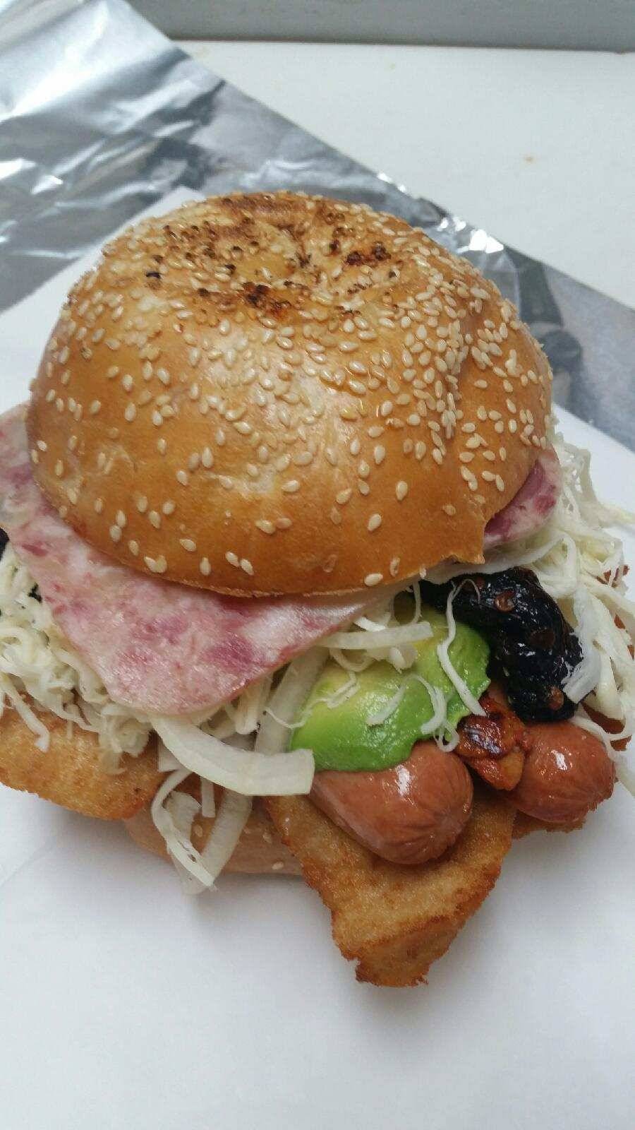 Cemitas Poblanas y Tacos | restaurant | 345 W N Ave, Villa Park, IL 60181, USA | 6304153070 OR +1 630-415-3070