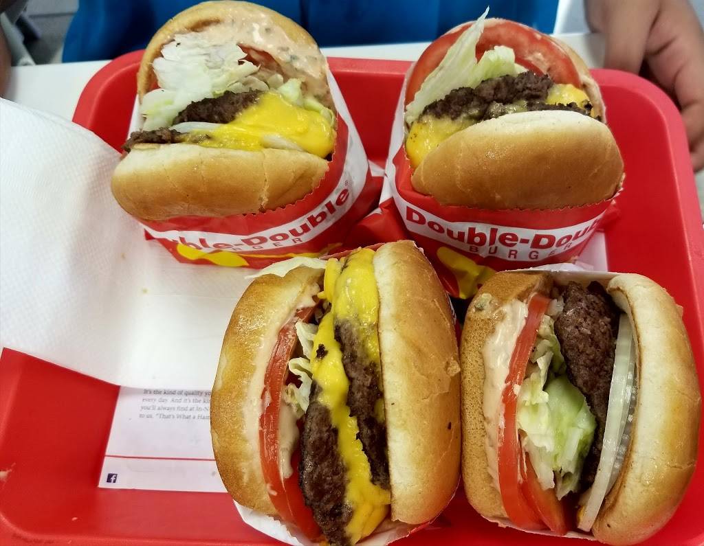 In-N-Out Burger | restaurant | 7926 Valley View St, Buena Park, CA 90620, USA | 8007861000 OR +1 800-786-1000