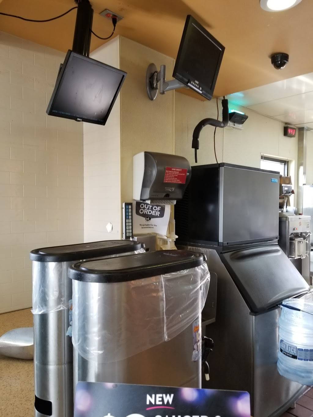 Jack in the Box | restaurant | 3315 San Pedro Ave, San Antonio, TX 78212, USA | 2107348446 OR +1 210-734-8446