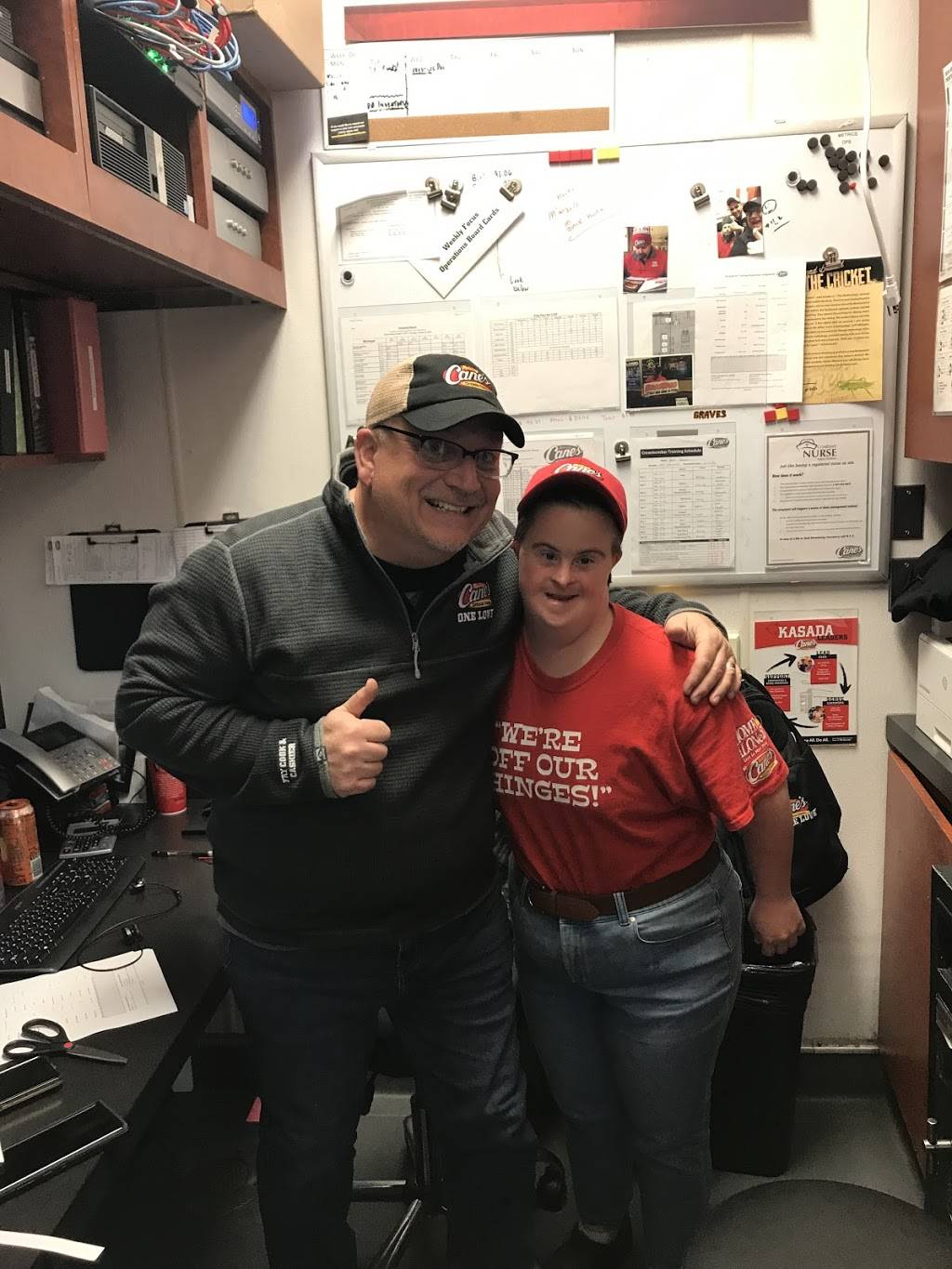 Raising Canes Chicken Fingers | meal takeaway | 1525 Central Pkwy, Eagan, MN 55121, USA | 6514546573 OR +1 651-454-6573