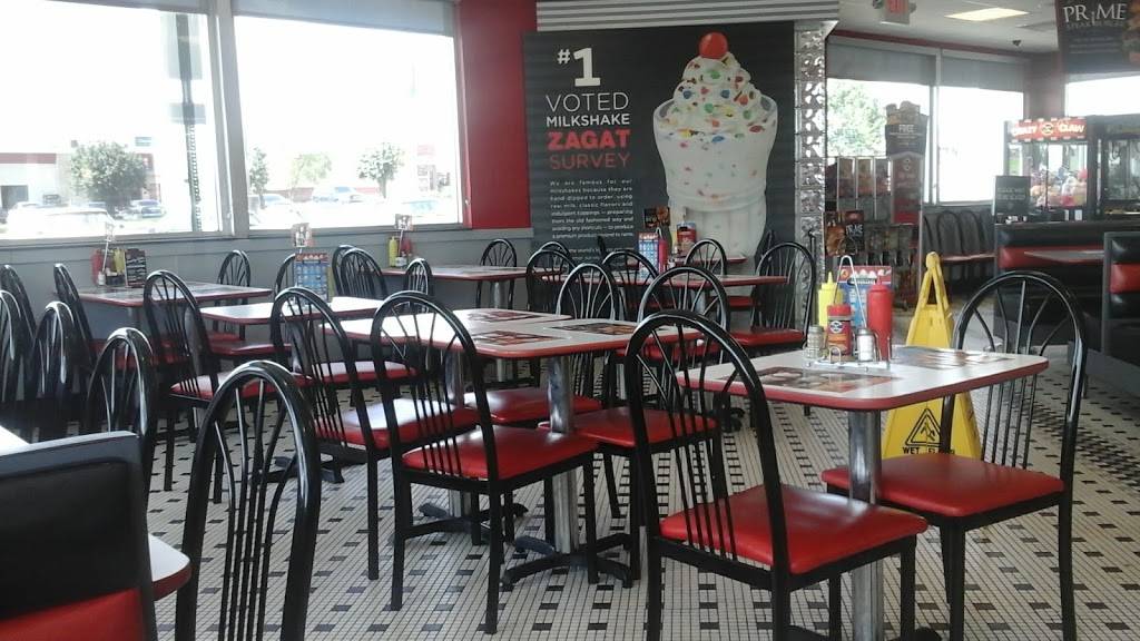 Steak n Shake | restaurant | 2819C Wilma Rudolph Blvd, Clarksville, TN 37040, USA | 9319067450 OR +1 931-906-7450