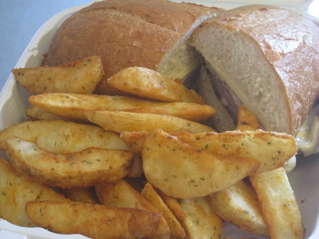 Iron Horse Deli | meal takeaway | 301 E Yosemite Ave, Manteca, CA 95336, USA | 2098233888 OR +1 209-823-3888