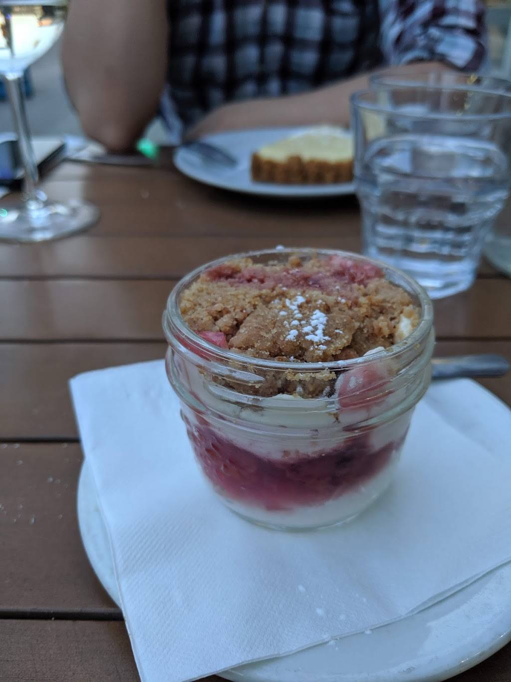 7Numbers | restaurant | 516 Eglinton Ave W, Toronto, ON M5N 1A5, Canada | 4163225183 OR +1 416-322-5183