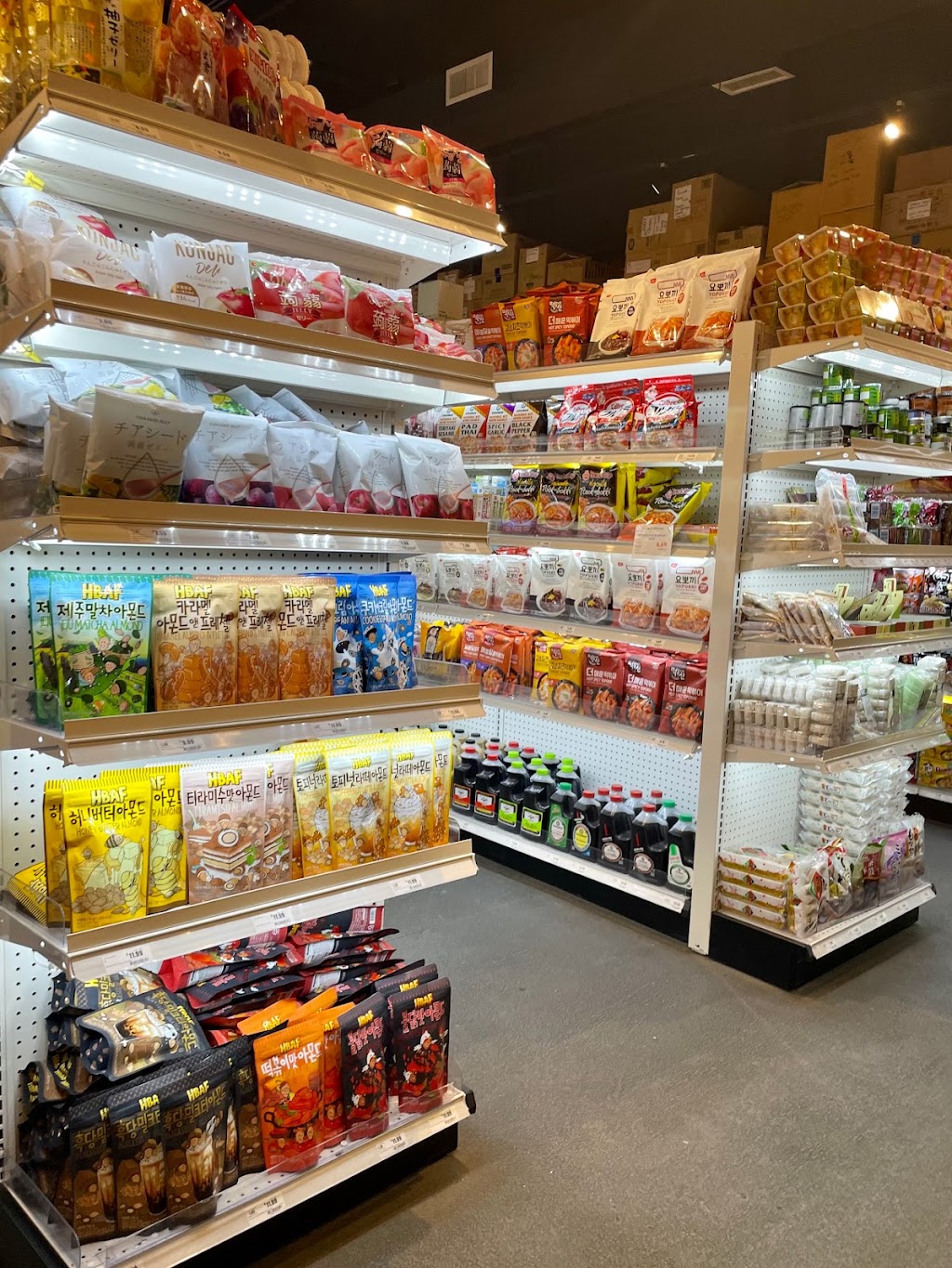 Ten Ichi Mart & Deli | meal takeaway | 188 Berry St, Brooklyn, NY 11249, USA | 3478897722 OR +1 347-889-7722