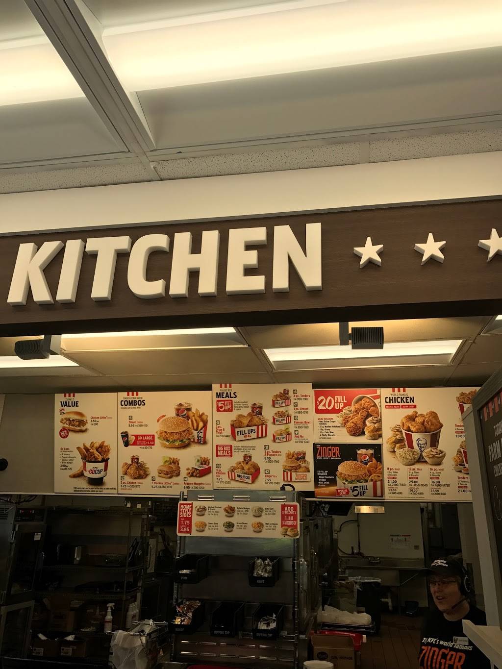 KFC | restaurant | 2725 Jackson St, Paducah, KY 42003, USA | 2704436254 OR +1 270-443-6254