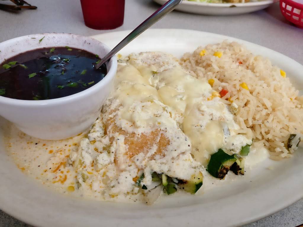 Cafe Hornitos | restaurant | 3704 I-35, Austin, TX 78705, USA | 5125244195 OR +1 512-524-4195