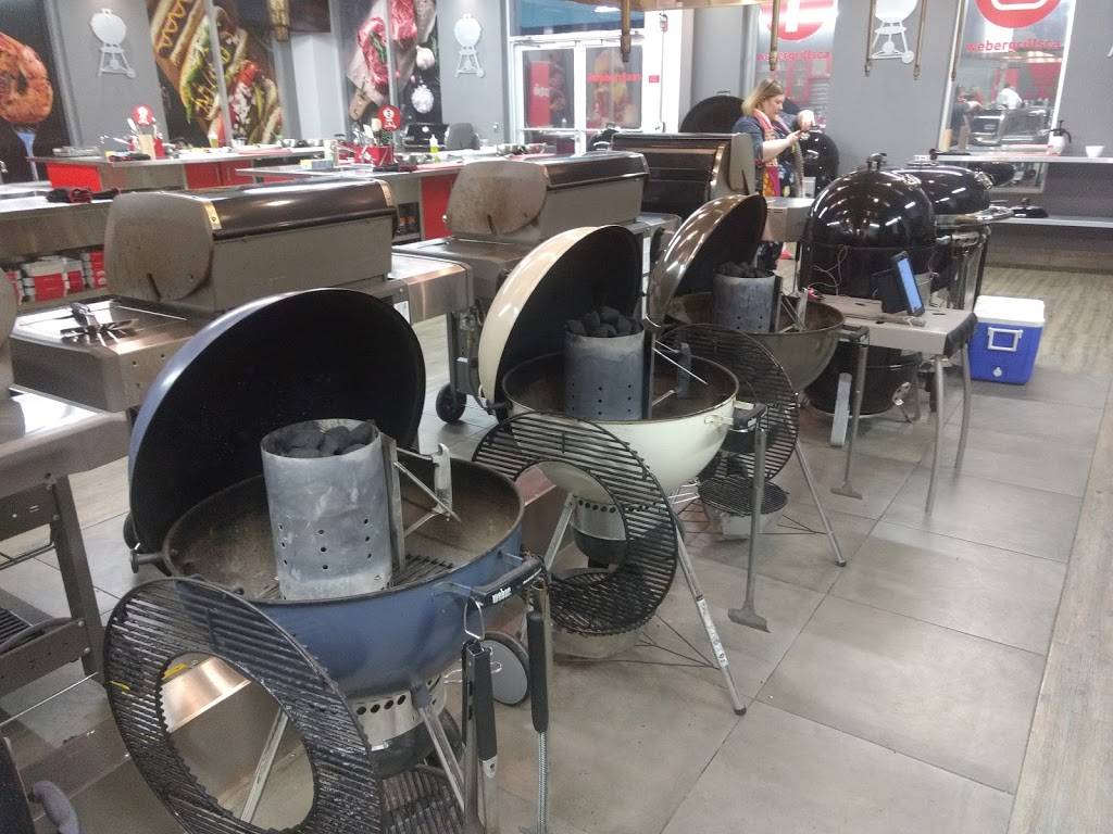 Weber Grill Academy Canada | restaurant | 1 Roybridge Gate, Vaughan, ON L4H 4E6, Canada | 2894745790 OR +1 289-474-5790