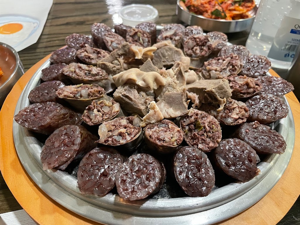 Moobongri Soondae (무봉리 순대국 라크라센타) | restaurant | 3630 Foothill Blvd, Glendale, CA 91214, USA | 7472557299 OR +1 747-255-7299