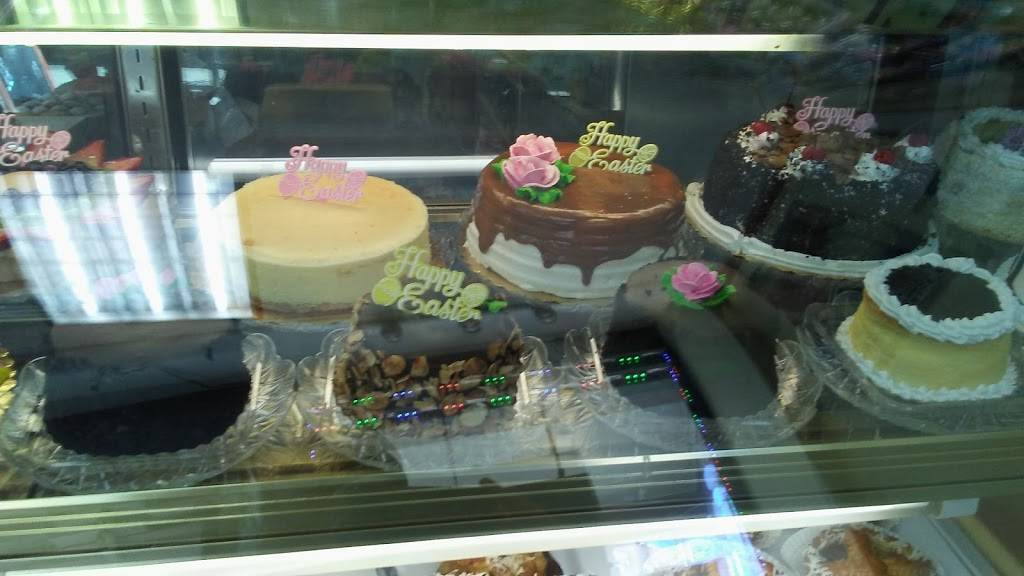 Rego Park Deli and Pastry | bakery | 97-34 63rd Rd, Rego Park, NY 11374, USA | 7189970957 OR +1 718-997-0957