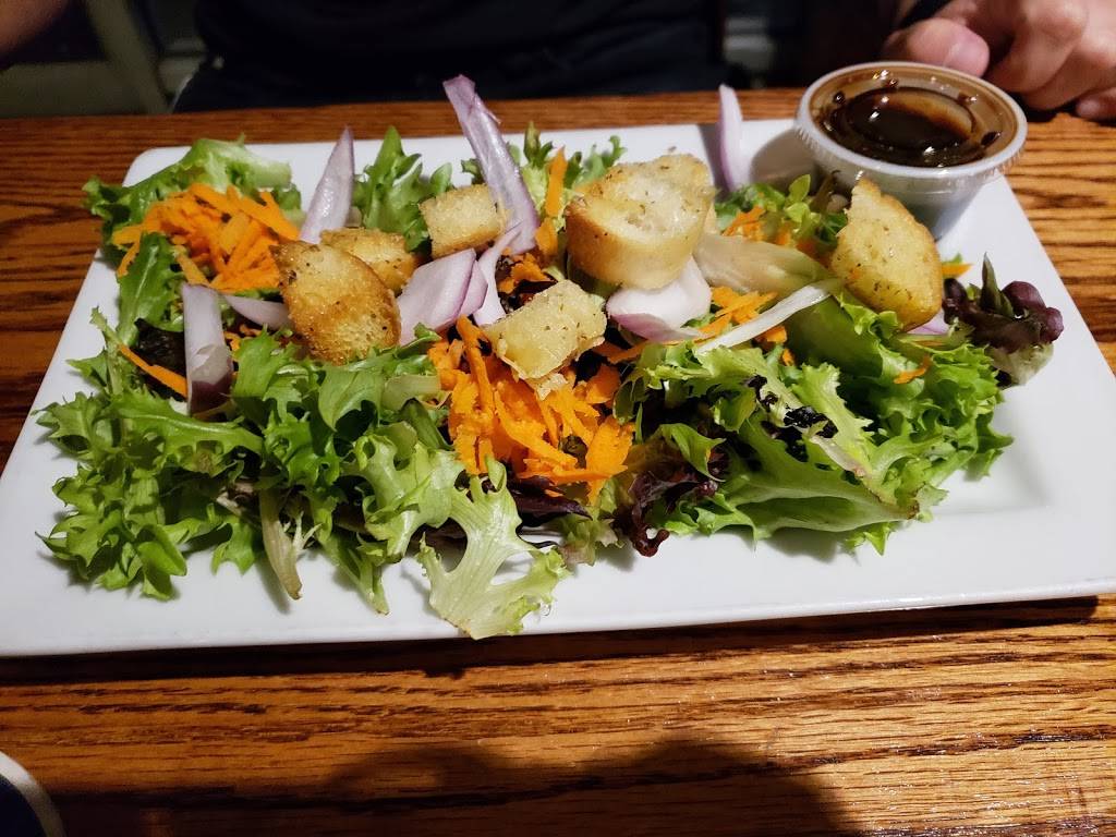 Angry Ginger Irish Pub | restaurant | 1202 Gum Branch Rd, Jacksonville, NC 28546, USA | 9103339198 OR +1 910-333-9198