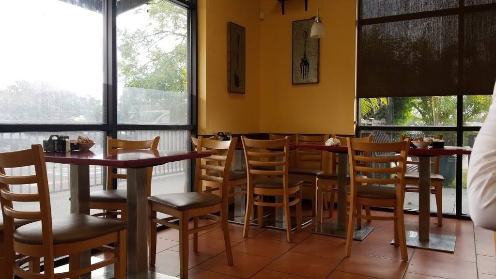 The Wooden Spoon Diner | restaurant | 865 Lithia Pinecrest Rd, Brandon, FL 33511, USA | 8136555556 OR +1 813-655-5556