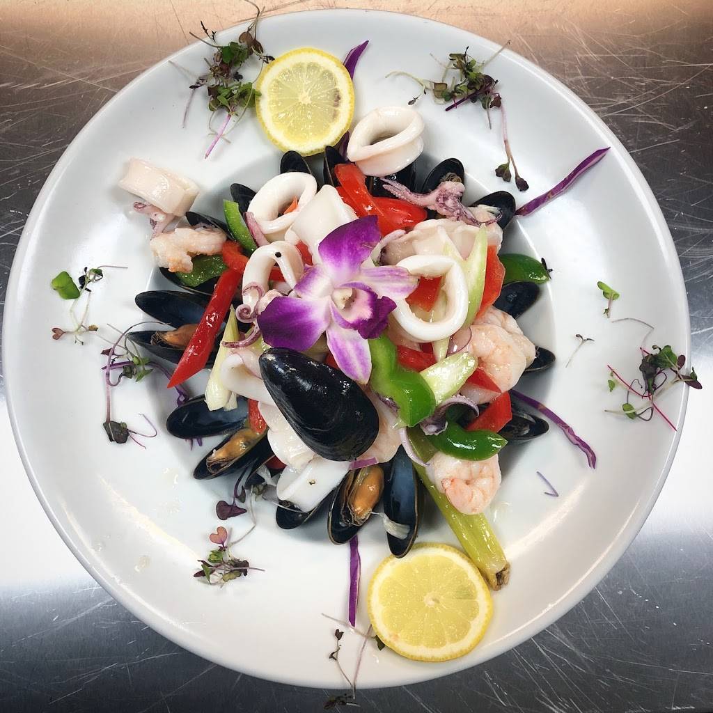 El Matador Restaurant | restaurant | 680 NY-112, East Patchogue, NY 11772, USA | 6315695082 OR +1 631-569-5082