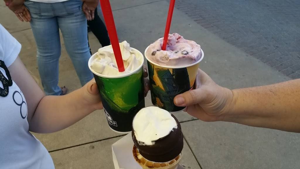 Dairy Queen Store | restaurant | 1609 Atlantic Ave, Virginia Beach, VA 23451, USA | 7574225108 OR +1 757-422-5108