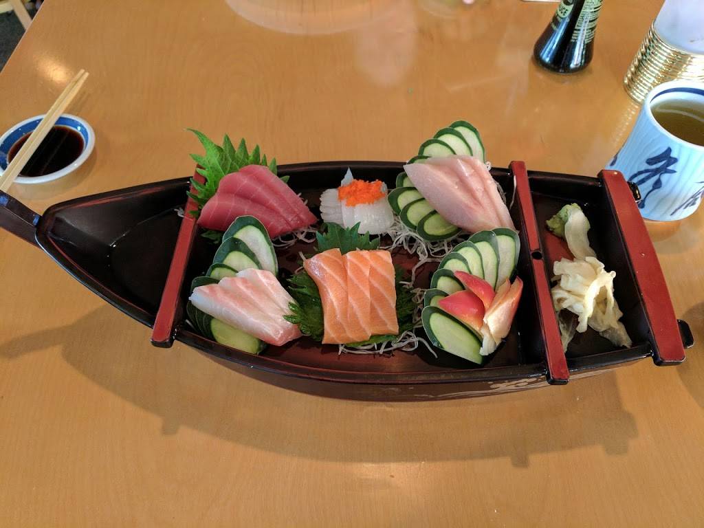 Sushi Ukai | restaurant | 281 Rice Lake Square, Wheaton, IL 60189, USA | 6302218986 OR +1 630-221-8986