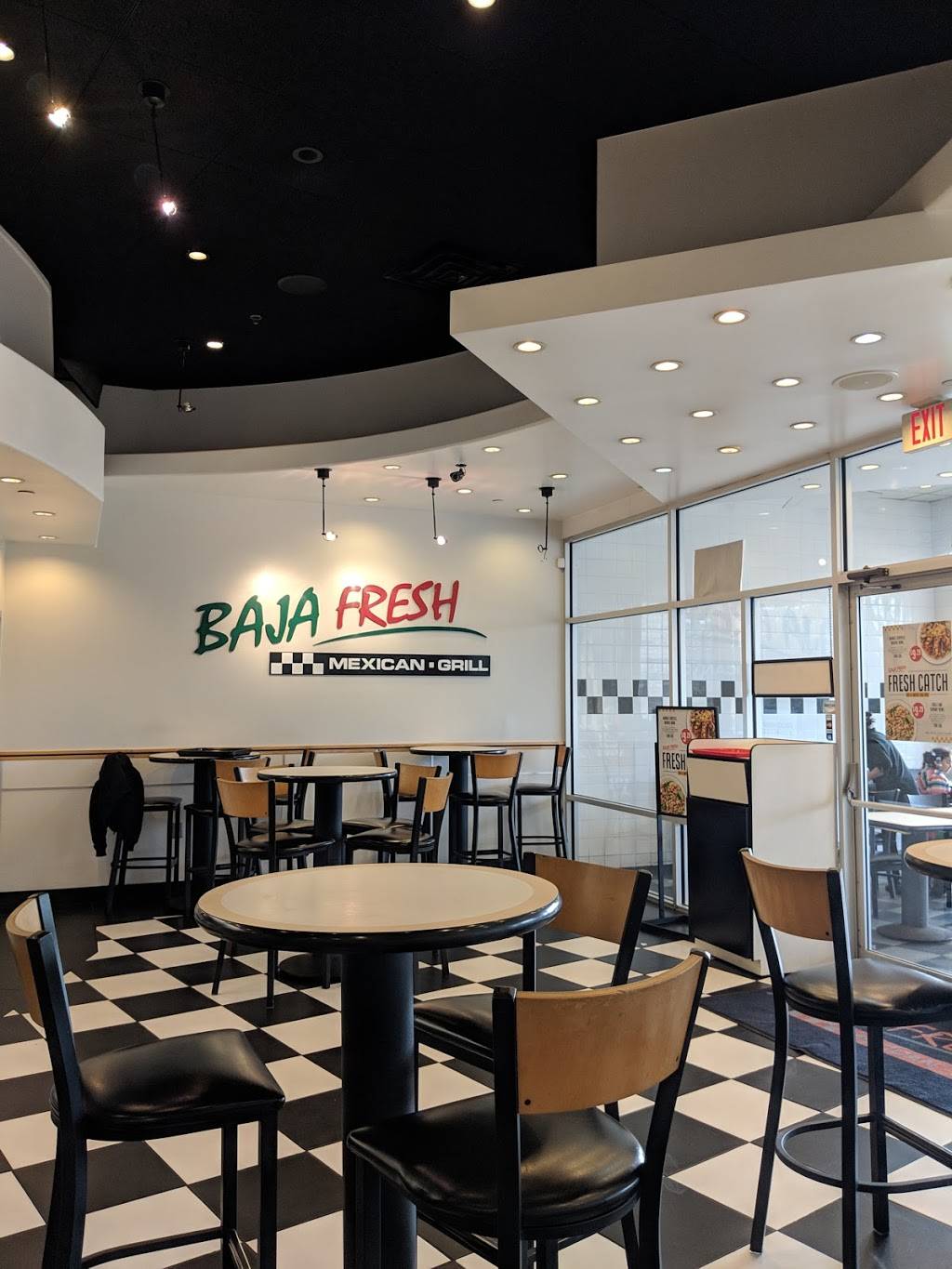Baja Fresh | restaurant | 3011A Nutley St, Fairfax, VA 22031, USA | 7032805400 OR +1 703-280-5400