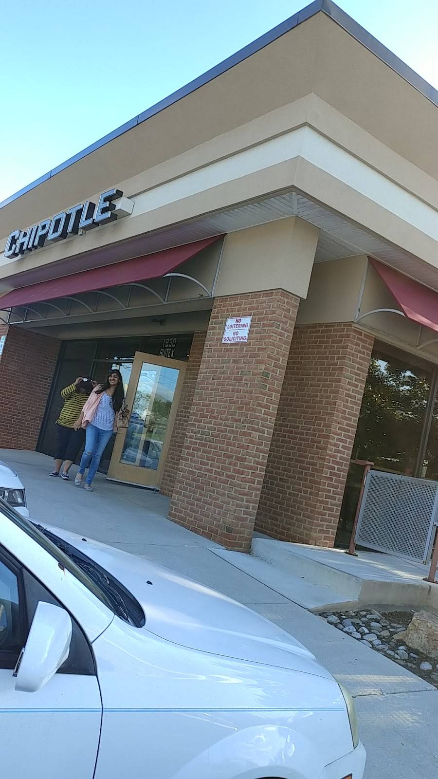 Chipotle Mexican Grill | restaurant | 1830 York Rd Ste K, Lutherville-Timonium, MD 21093, USA | 4103082616 OR +1 410-308-2616