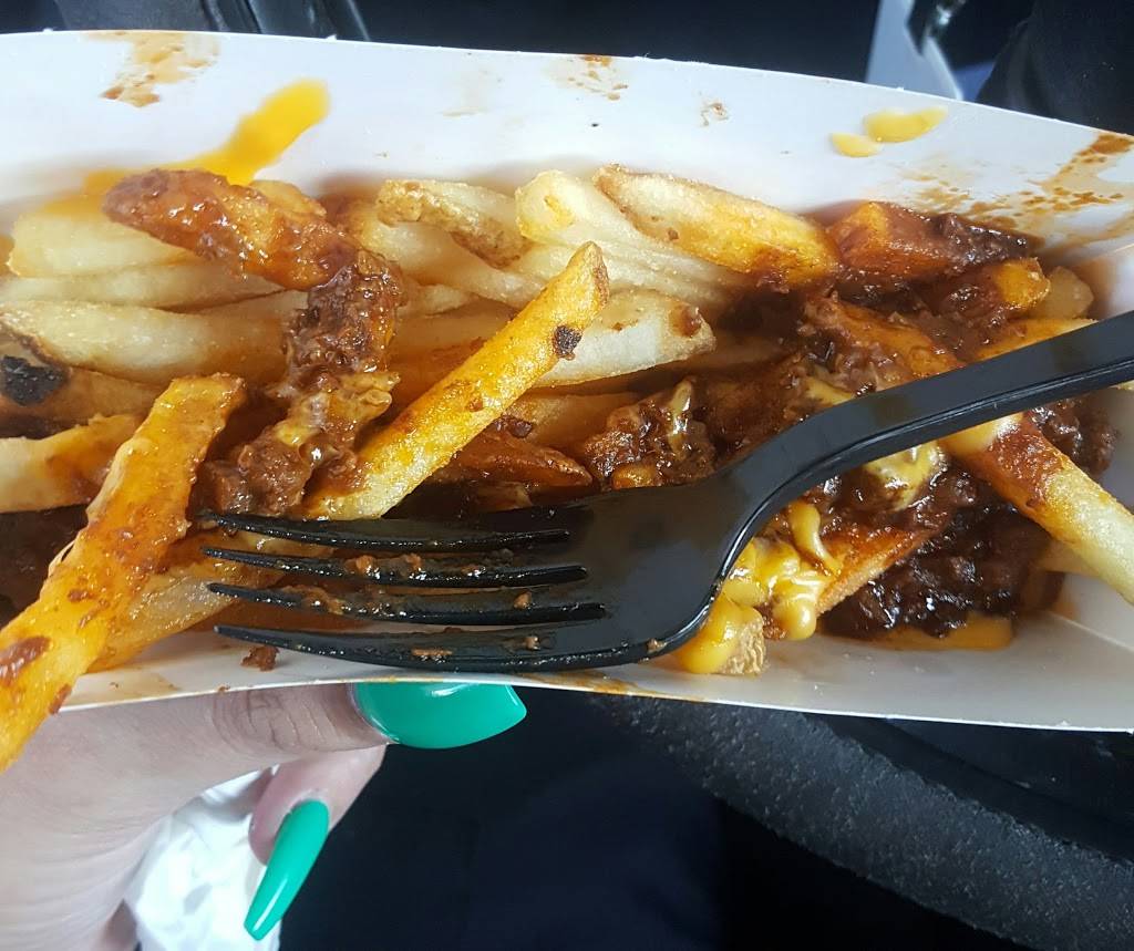 Sonic Drive-In | restaurant | 242 S Semoran Blvd, Orlando, FL 32807, USA | 4074823456 OR +1 407-482-3456