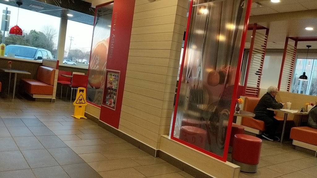 McDonalds | cafe | 1501 New Garden Rd, Greensboro, NC 27410, USA | 3362997550 OR +1 336-299-7550