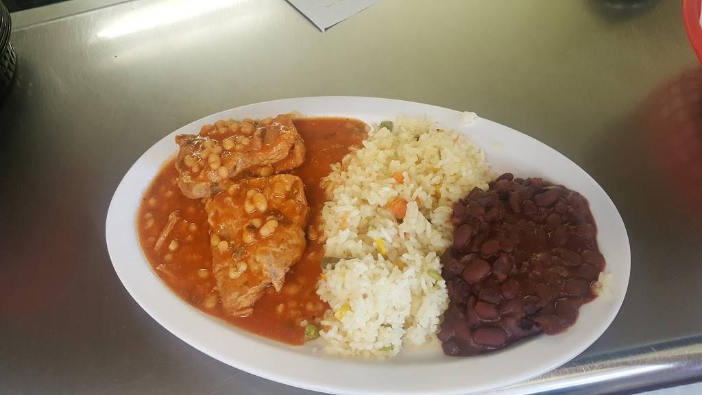 Golden Chicken & Bread | restaurant | 3206 Jefferson Davis Hwy, Richmond, VA 23234, USA | 8042317200 OR +1 804-231-7200