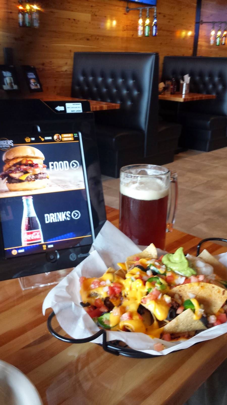 Burgers And Bottles | restaurant | 1278 Lone Oak Rd, Eagan, MN 55121, USA | 6513407175 OR +1 651-340-7175