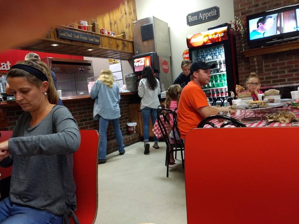 Sergio’s Pizzeria LLC | restaurant | 330 140 Village Rd, Westminster, MD 21157, USA | 4108615838 OR +1 410-861-5838