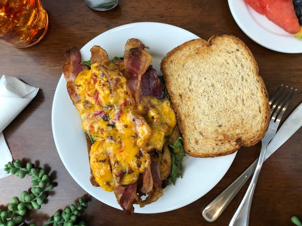 Market At Main Boonsboro | restaurant | 4925 Boonsboro Rd # 25, Lynchburg, VA 24503, USA | 4348498259 OR +1 434-849-8259