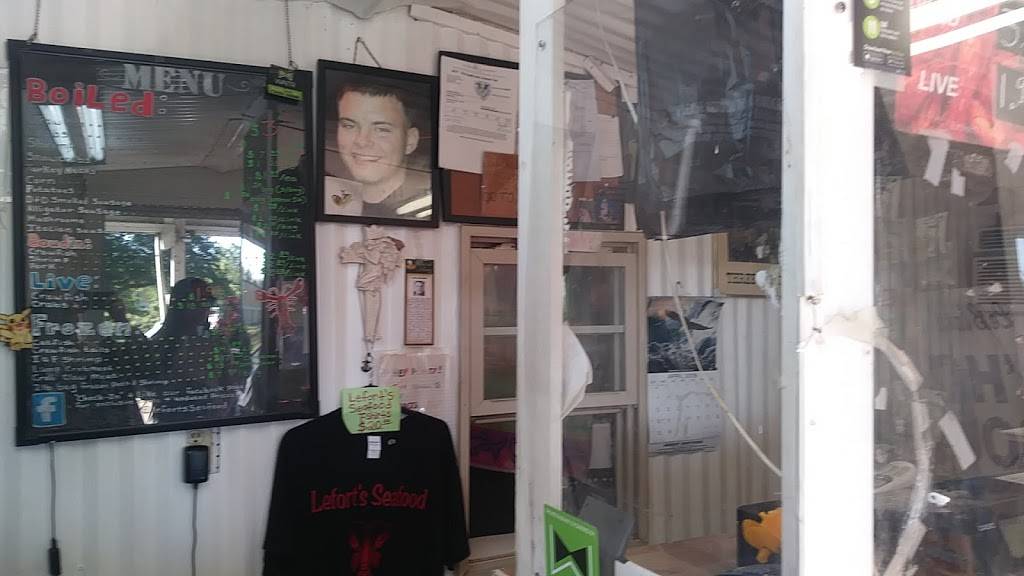 Leforts Seafood | restaurant | 6720 Lapalco Blvd # A, Marrero, LA 70072, USA | 5043483510 OR +1 504-348-3510