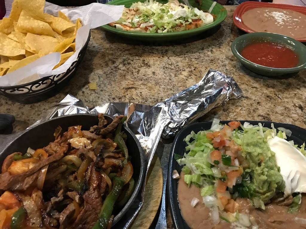 Compadres Mexican Restaurant | restaurant | 1106 E Main St, Pulaski, VA 24301, USA | 5409945557 OR +1 540-994-5557