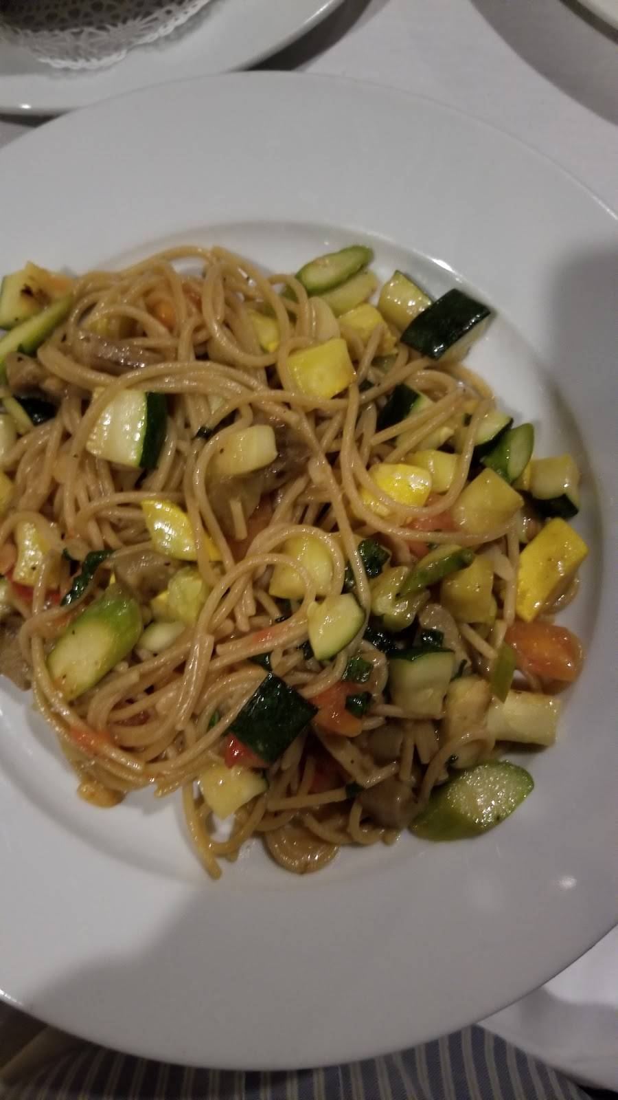 Casa Mia Trattoria | restaurant | 1950 NE 123rd St, North Miami, FL 33181, USA | 3058992770 OR +1 305-899-2770