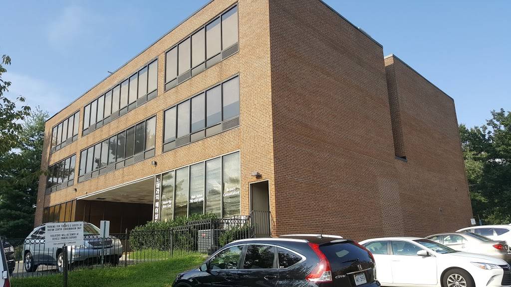 Noori Chicken | restaurant | 4300 Evergreen Ln #102, Annandale, VA 22003, USA | 7039411506 OR +1 703-941-1506