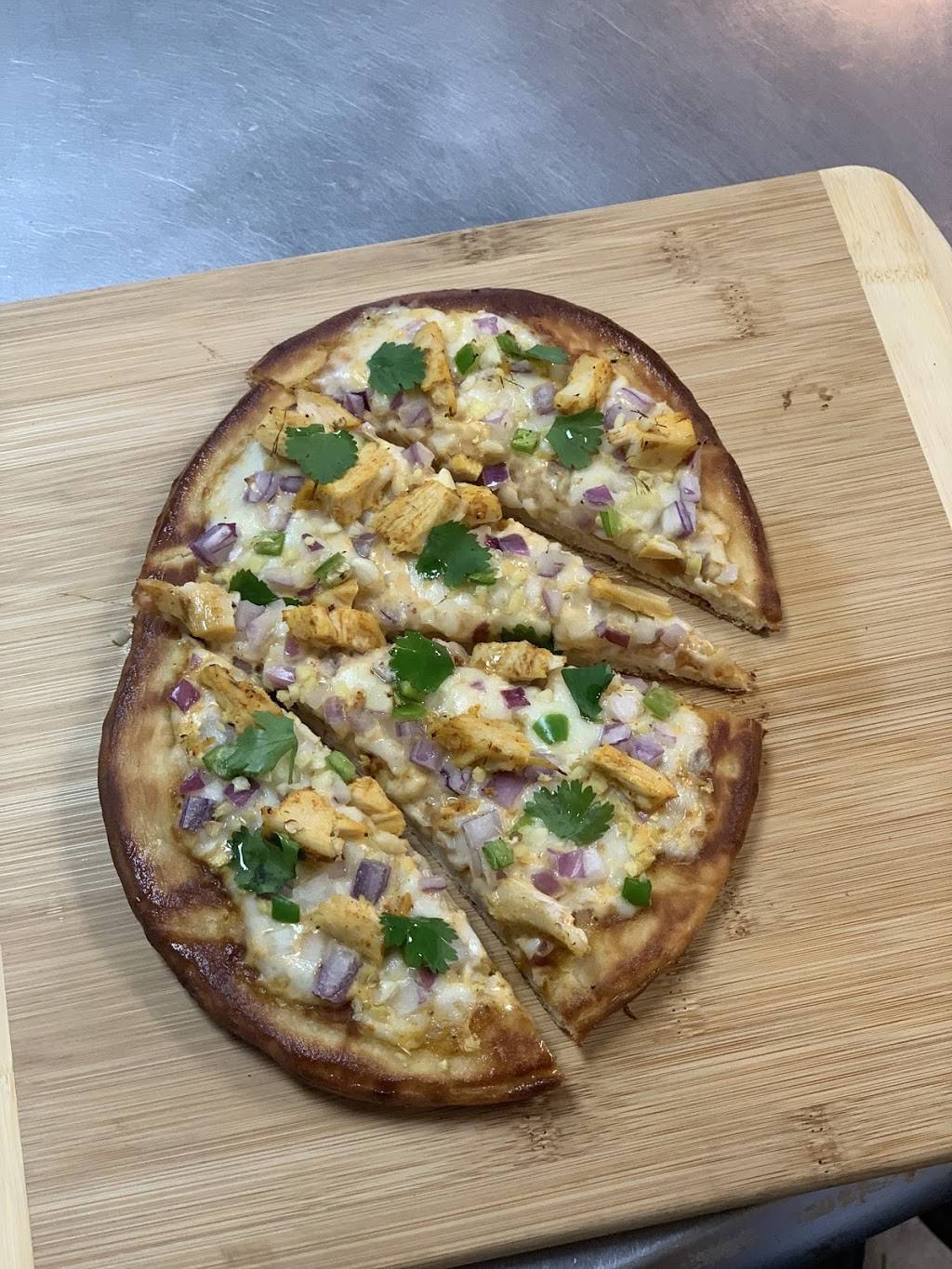 Chicagos Pizza With A Twist | meal delivery | 3716 San Pablo Dam Rd Suite A, El Sobrante, CA 94803, USA | 5106500011 OR +1 510-650-0011