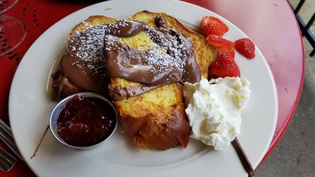 Le Petit Triangle Café | restaurant | 1881 Fulton Rd, Cleveland, OH 44113, USA | 2162811881 OR +1 216-281-1881