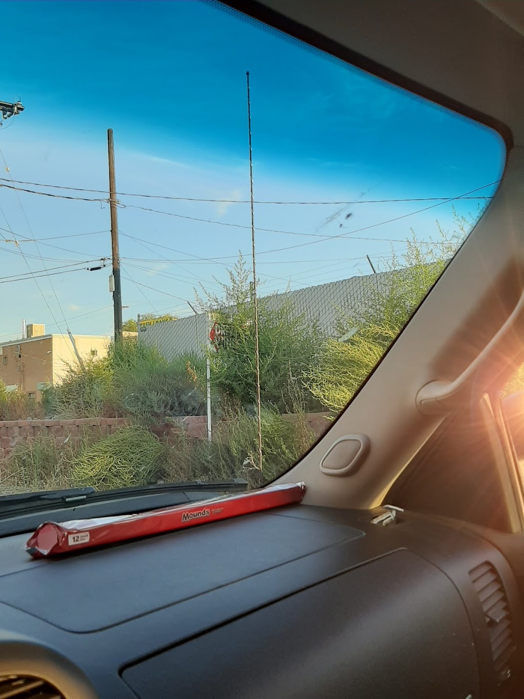 Blakes Lotaburger | restaurant | 420 E Broadway Ave, Farmington, NM 87401, USA | 5053258226 OR +1 505-325-8226