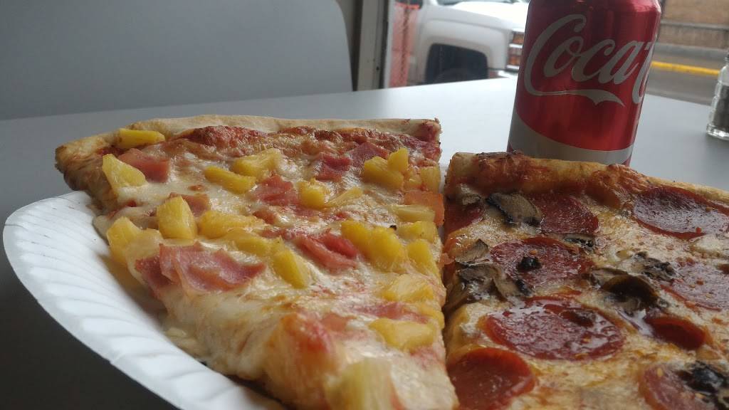 New York Pizzeria | restaurant | 200 S Peterboro St, Canastota, NY 13032, USA | 3156973993 OR +1 315-697-3993