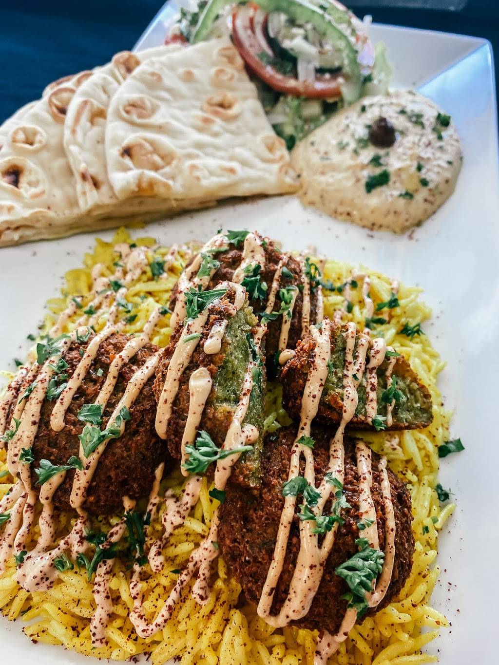 Momos Kebab | restaurant | 8520 14th Ave S, Seattle, WA 98108, USA | 2066654460 OR +1 206-665-4460