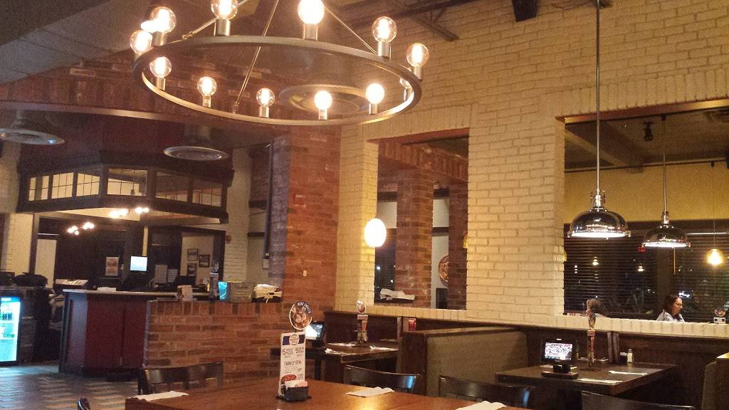 Uno Pizzeria & Grill | meal takeaway | 8260 N Wickham Rd, Melbourne, FL 32940, USA | 3212551400 OR +1 321-255-1400