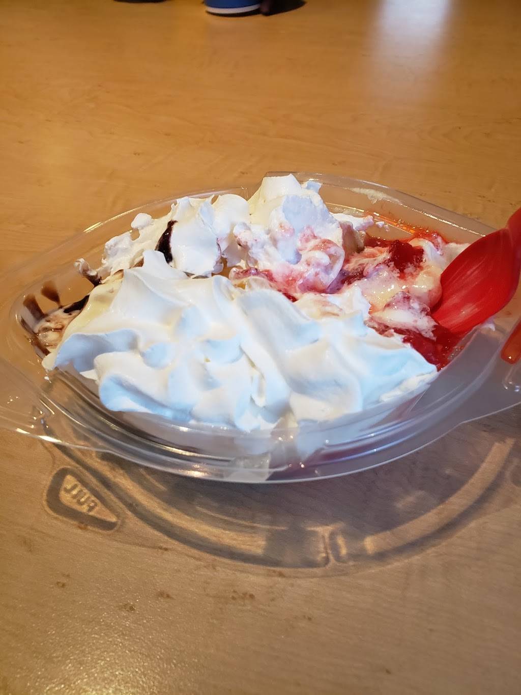 Dairy Queen | restaurant | 2350 Orange Ave NE, Roanoke, VA 24012, USA | 5403439556 OR +1 540-343-9556